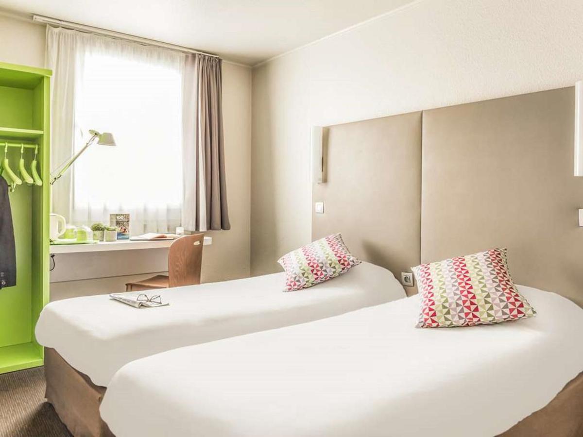 Campanile Hotel Beauvais Bagian luar foto