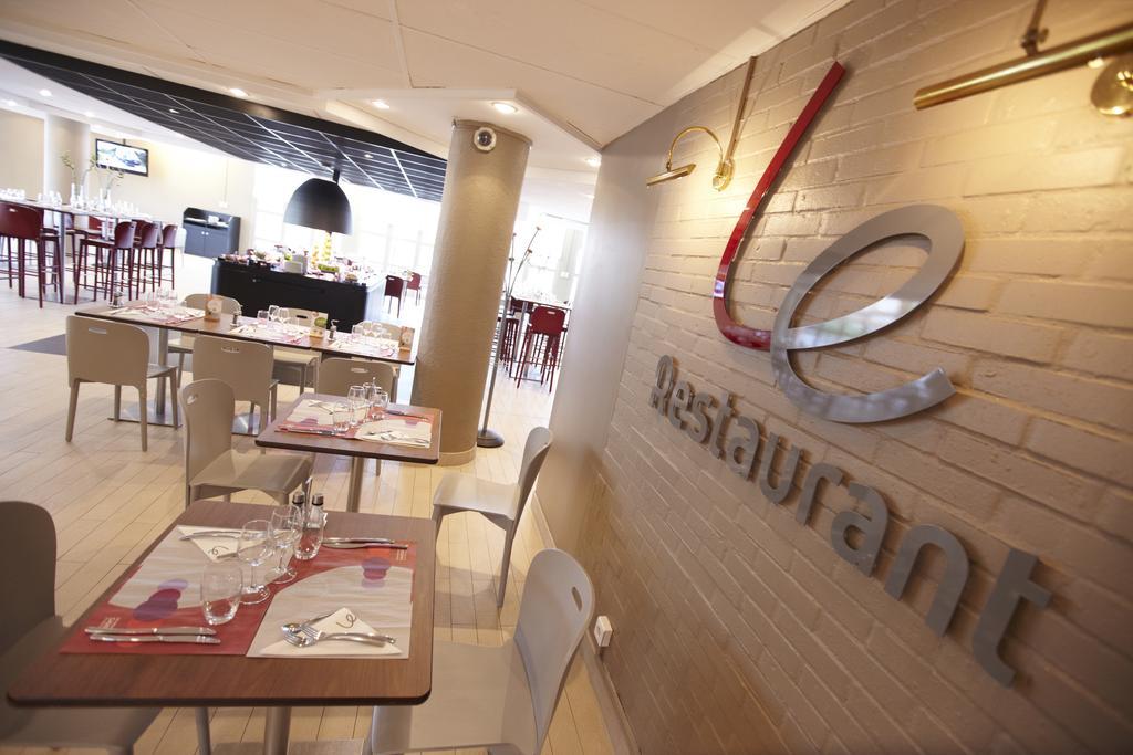 Campanile Hotel Beauvais Bagian luar foto